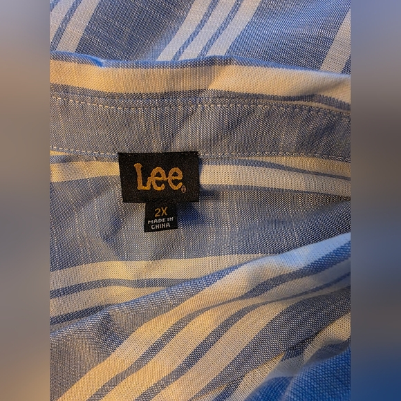 Lee Cap Sleeves Blue and White Striped Button Down Shirt Size 2x - Picture 4 of 7